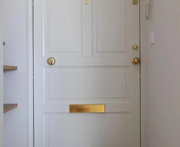 2ndhomes Beautiful & Modern Attic In Kruununhaka هلسنكي